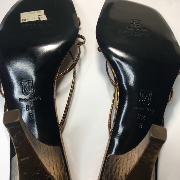 Bruno Magli Golden Sandal Heel - Picture 5 of 7